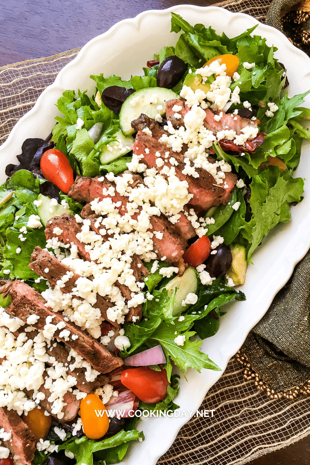 Farm Fresh Greek Steak Salad 🥗