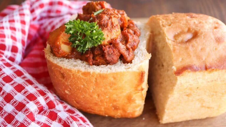 Bunny chow featured