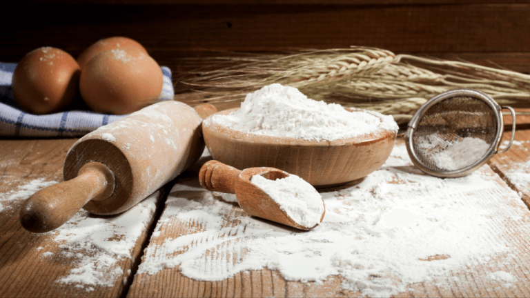 Elevate Your Baking Game by Discovering Flour Varieties 🥖