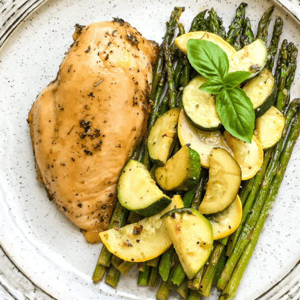 Sheet-Pan-Roasted-Chicken-Breasts-with-Summer-Veggies
