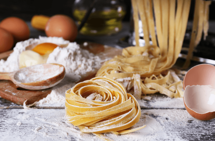 How to Make Homemade Pasta: Step-by-Step Instructions for Making Pasta from Scratch