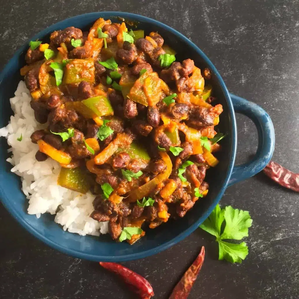 Easy and Economical Dinner Recipes for Busy Weeknights - Black Bean Curry Recipe 