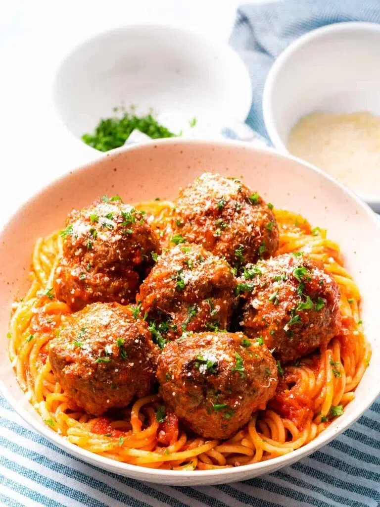 Easy and Economical Dinner Recipes for Busy Weeknights - Italian Meatballs