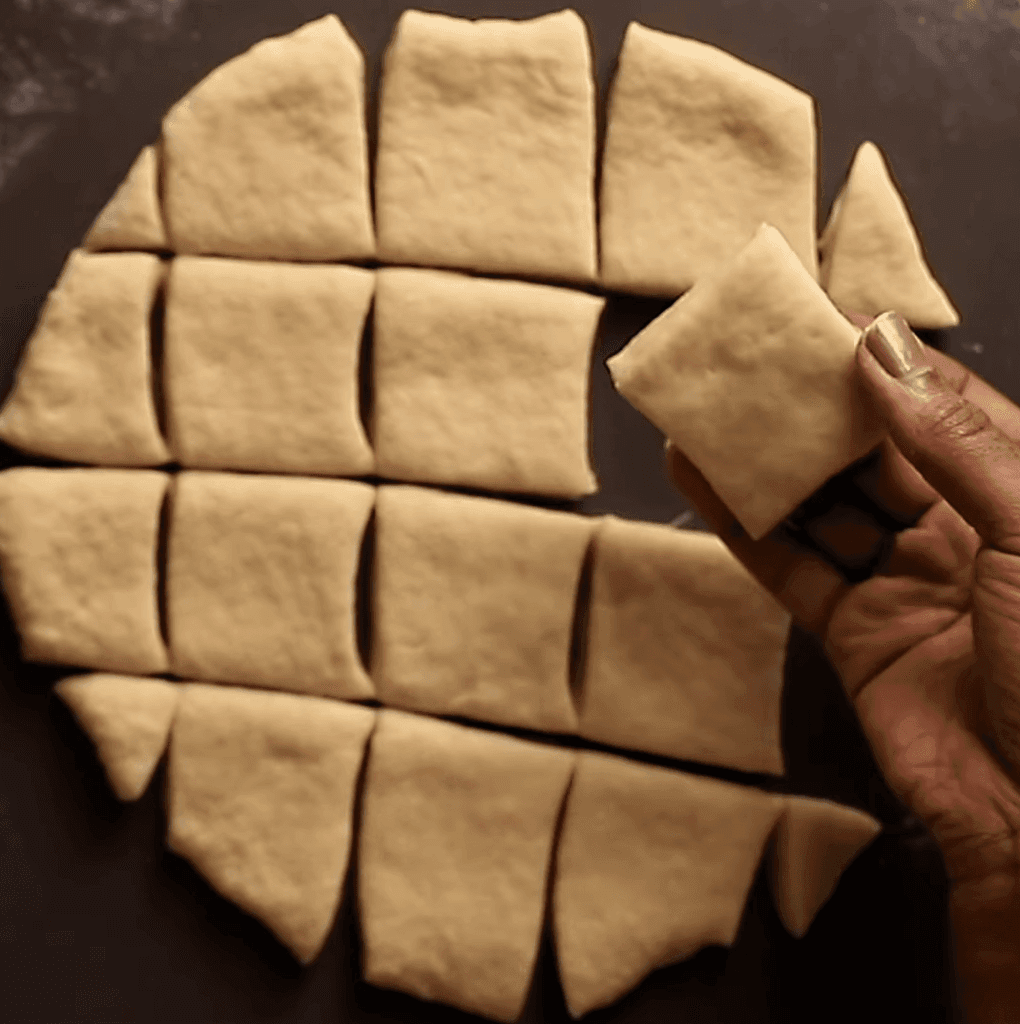 Roll and Cut mandaZi