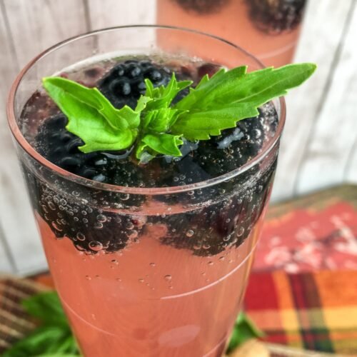 Sparkling Blackberry Basil Cocktail – A Refreshing Summer Delight!