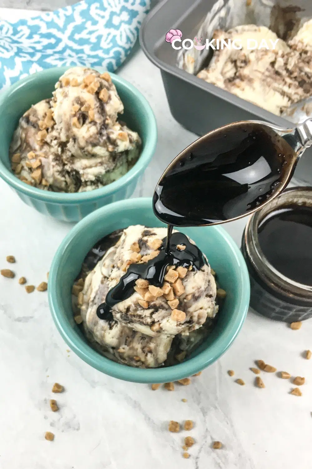 No-Churn Chocolate Toffee Ice Cream – Easy, Rich & Irresistible!