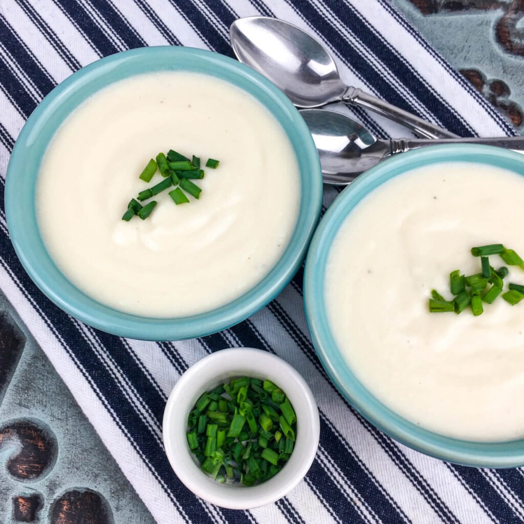 Chill & Serve ❄️ Chilled Potato Leek Soup Perfect for Summer!