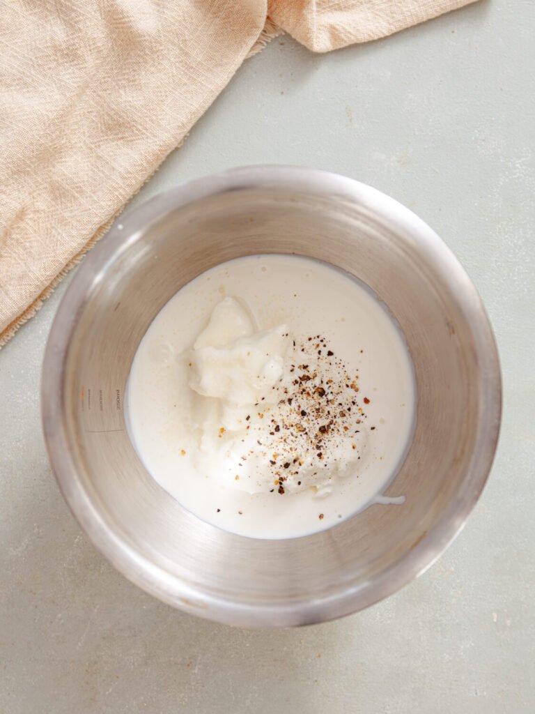 Prepare the Creamy Mixture 🍶 -Creamy Vichyssoise – Chilled Potato Leek Soup Perfect for Summer!