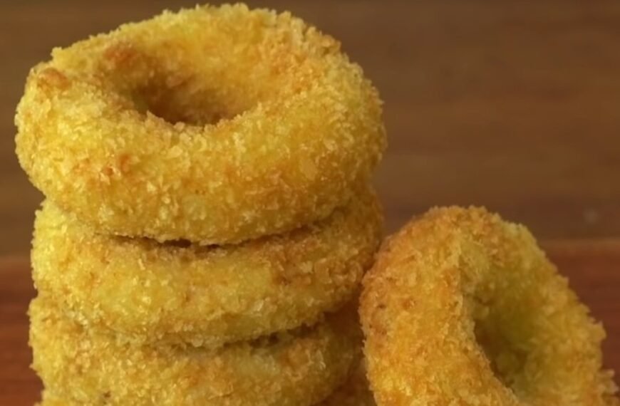Crispy Chicken Donuts – The Savory Snack You Didn’t Know You Needed!