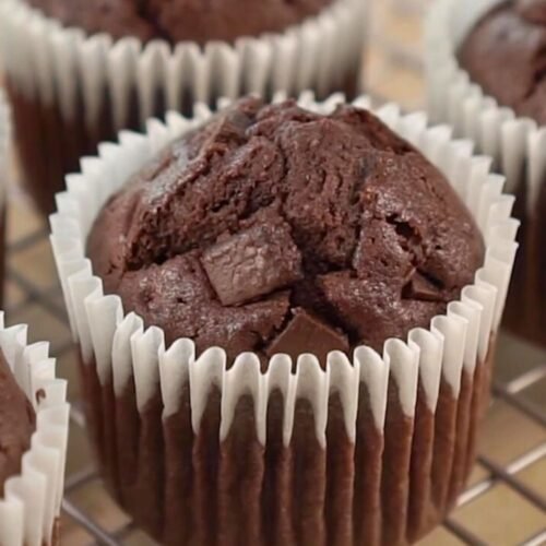 Soft & Moist Chocolate Chip Muffins – Just Like the Coffee Shop!