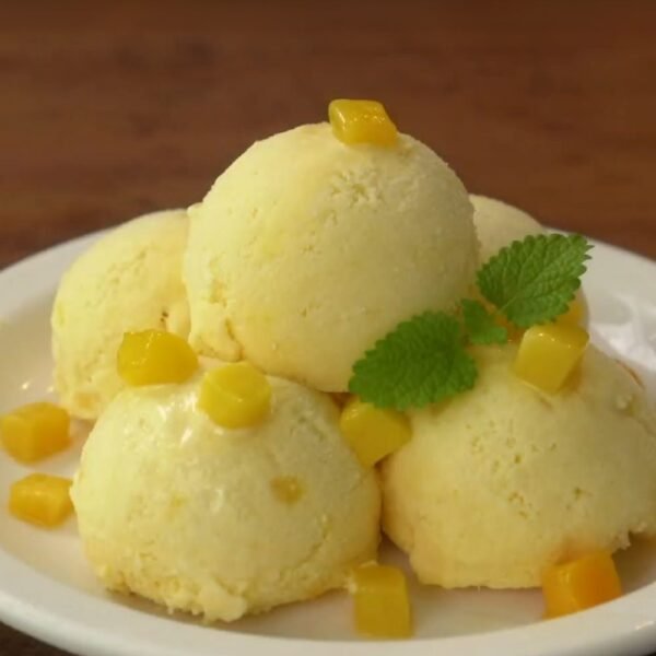 3-Ingredient Creamy Mango Ice Cream – No-Churn & No Fuss!