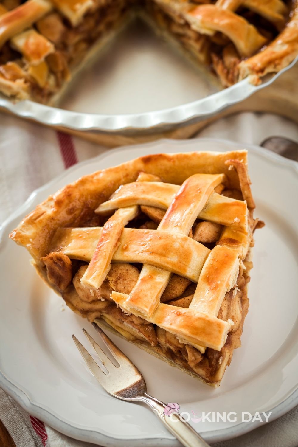 Lattice-Top Apple Pie A Classic American Delight!