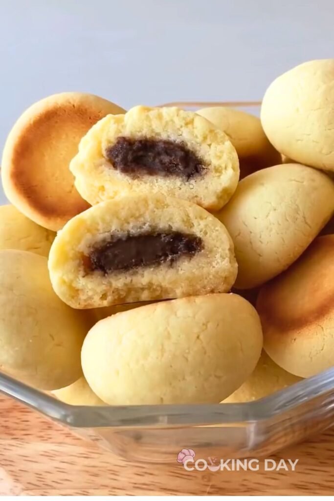 Soft Milk Chocolate-Filled Cookies – Buttery, Melty, and Pure Comfort!