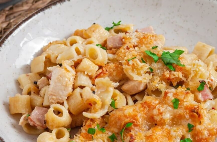 Chicken Cordon Bleu Pasta Bake – Creamy, Cheesy, and Comforting