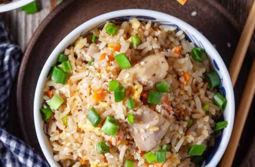 Quick & Tasty Chicken Fried Rice – A Fast, Flavor-Packed Weeknight Meal
