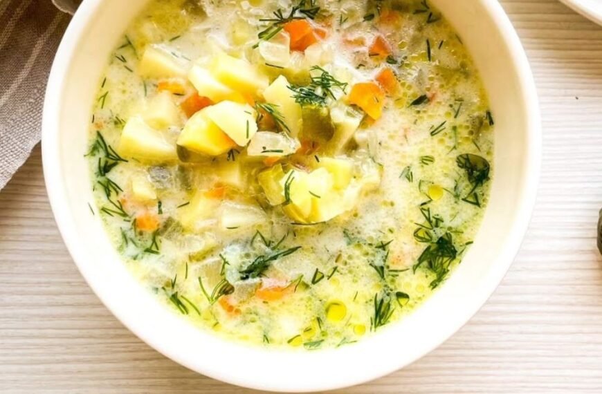 Traditional Polish Dill Pickle & Potato Soup: A Tangy, Comforting Classic