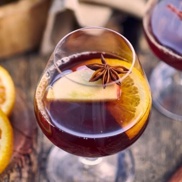 Spirited Hot Apple Punch – A Cozy, Festive Warmer