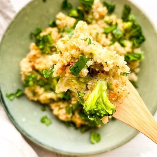 Broccoli And Cheddar Quinoa Gratin- Cozy, Cheesy, and Comforting