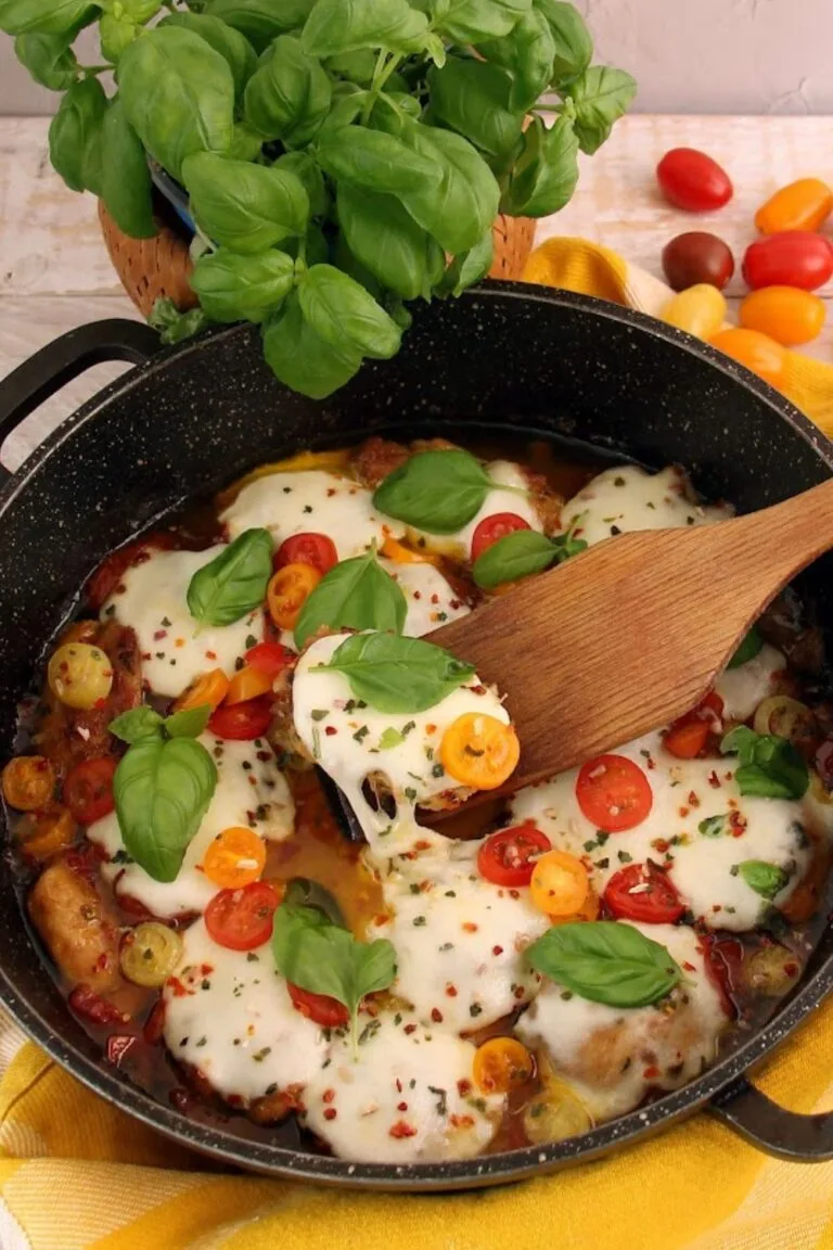 Caprese Skillet Chicken Thighs: Juicy, Cheesy, and Bursting with Flavor