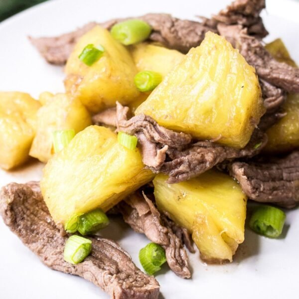 Quick Pineapple Beef Stir-Fry – Just 5 Ingredients!