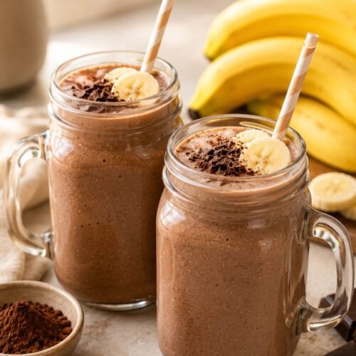 Easy Chocolate Banana Smoothie for a Quick Creamy Breakfast