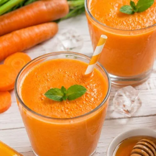 Carrot Orange Smoothie – Healthy Citrus Breakfast Drink