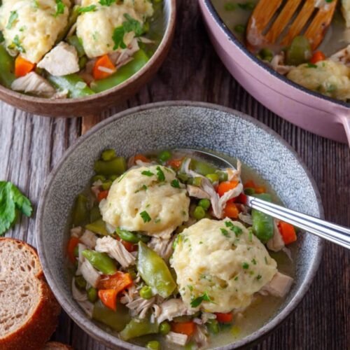 Easy Chicken and Dumplings – Cozy Comfort Food Family Dinner