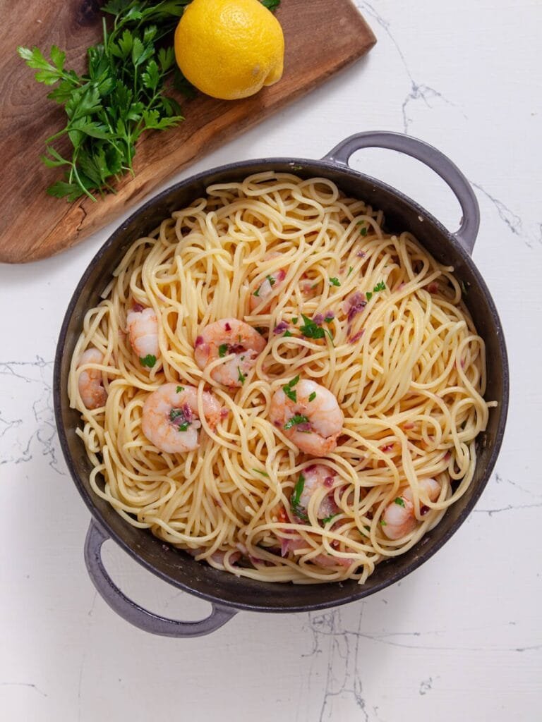 Step 6: Combine the Pasta and Shrimp - Shrimp Scampi with Spaghetti
