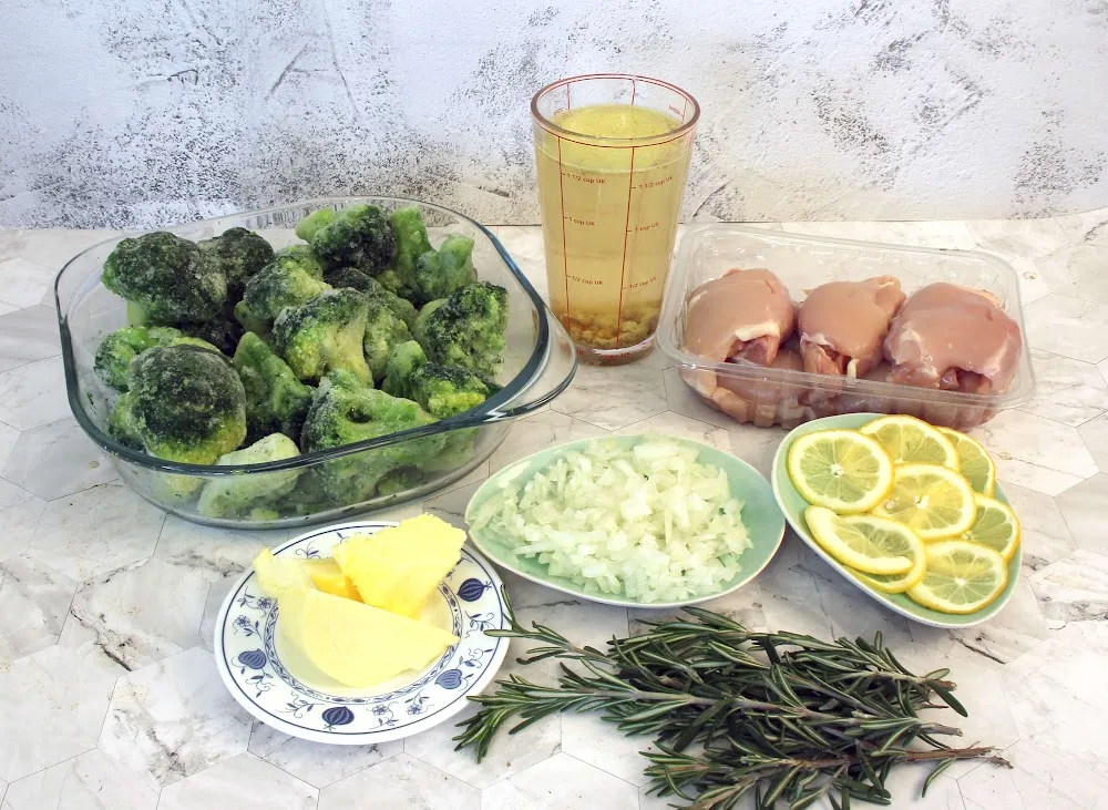 Ingredients - Lemon Chicken with Rosemary and Broccoli