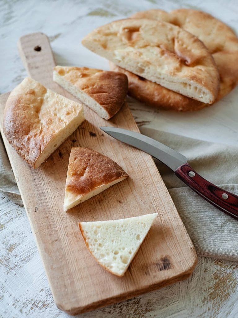 How to Make Seasoned Pita Chips