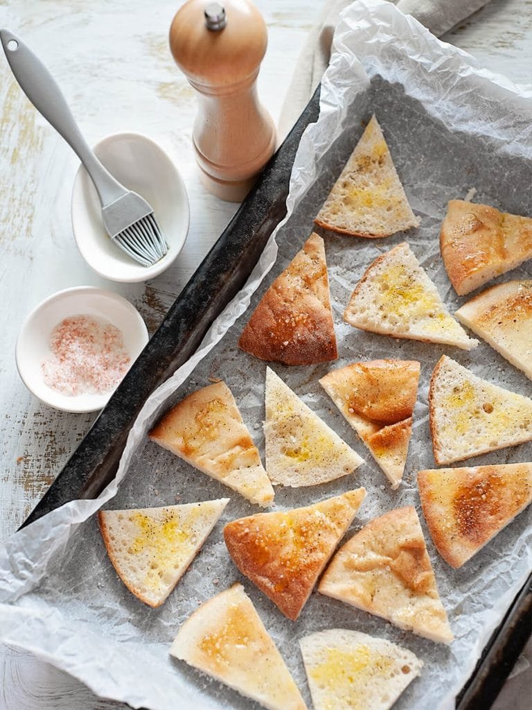 How to Make Seasoned Pita Chips