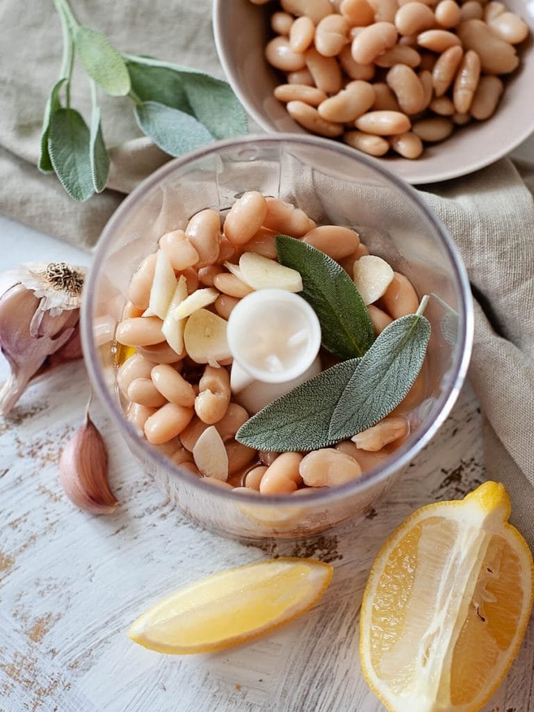 How to Make White Bean Dip
